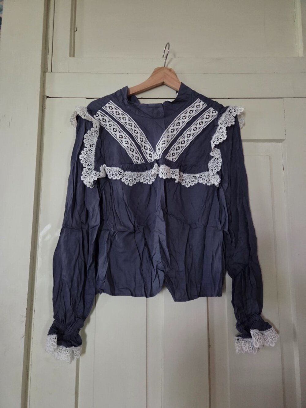 Lace trim top
